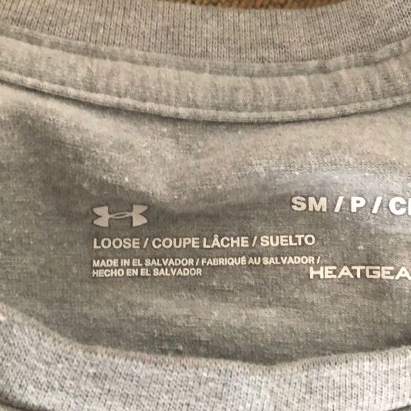 Under Armour size small t shirt great condition - Picture 3 of 4